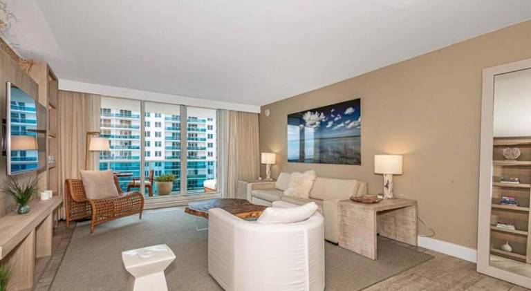 Rental apartment with hot tub & pool | Near Miami Beach Botanical Garden — photo 2