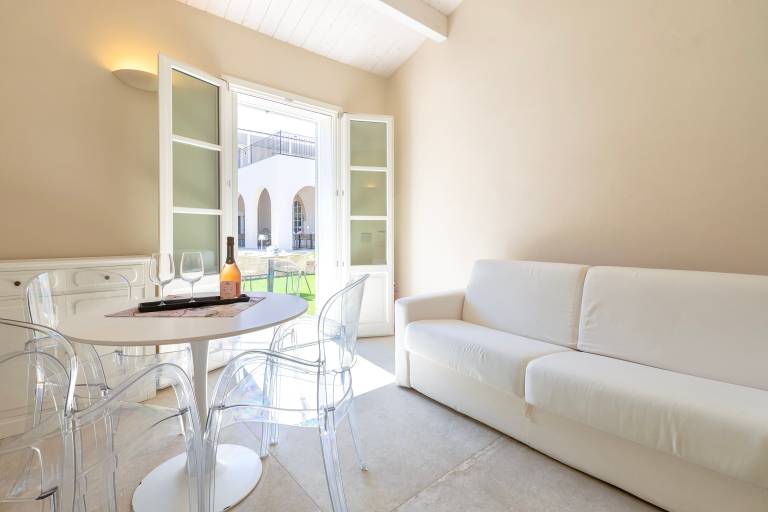 Villa 'Dimora Sella - Ginevra' with Shared Pool, Wi-Fi and Air Conditioning — photo 4