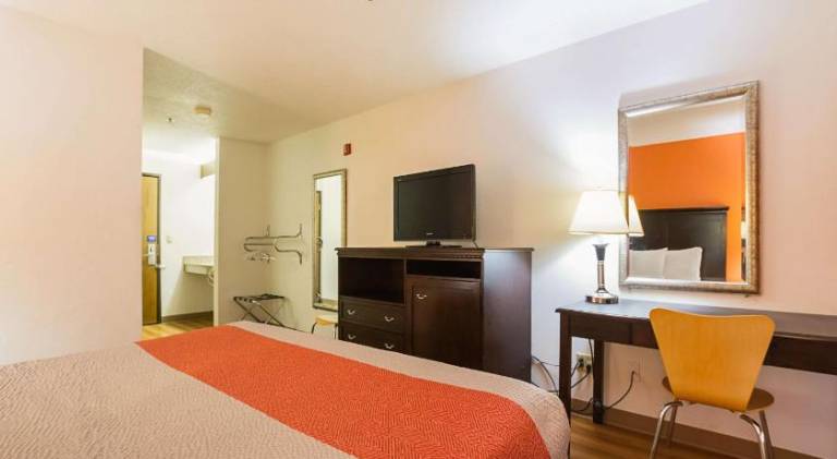 Motel 6 Waterloo, IA - Crossroads Mall - Cedar Falls — photo 2