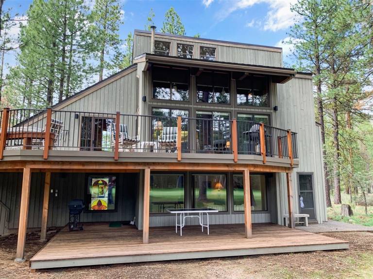 House  Camp Sherman