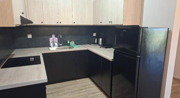 Apartment with patio — photo 4