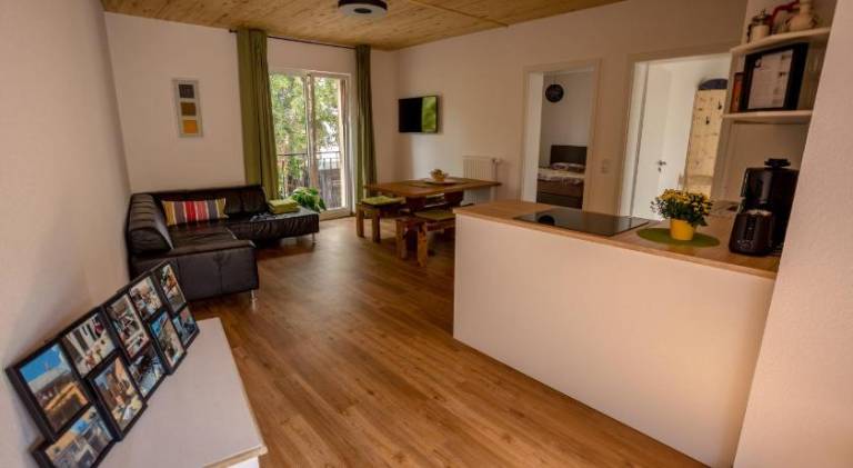 Holiday apartment with 2 rooms for 4 persons — photo 3
