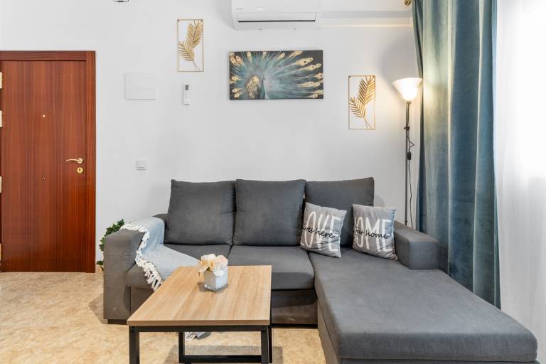Apartment 'Centro De Marbella' with Wi-Fi and Air Conditioning — photo 3