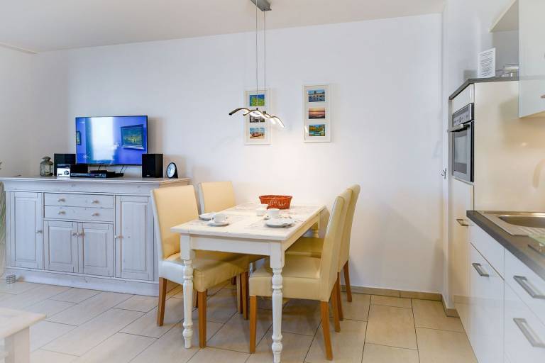 HZ09 – Logenplatz mit Meerblick: 3-Raum-Ferienwohnung direkt am Strand — photo 5