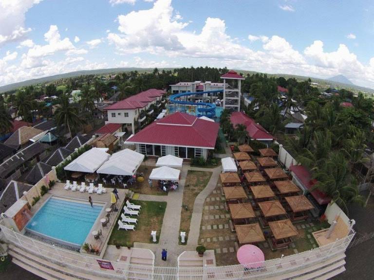 CML Beach Resort & Water Park — photo 3