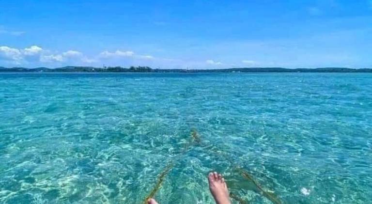 Little Boracay Kuya Waw Floating Cottage — photo 5