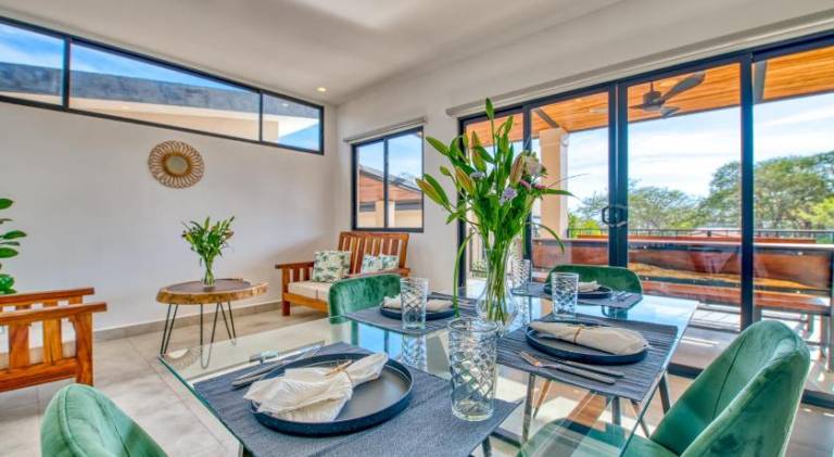 Holiday apartment with pool, yard & patio | Pet-friendly — photo 3