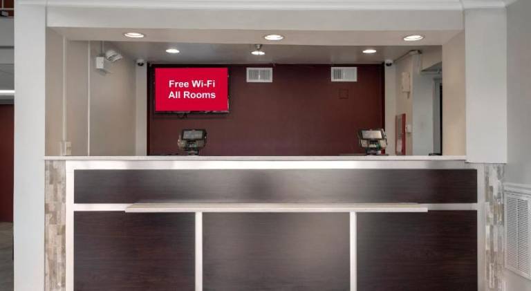 Red Roof Inn Leesburg, VA — photo 4
