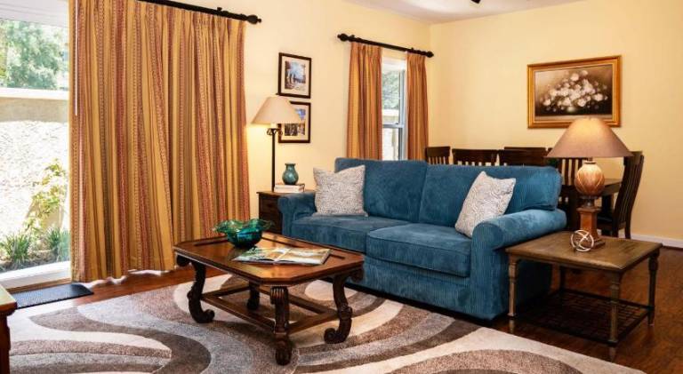 House with hot tub & pool in St. Augustine, FL