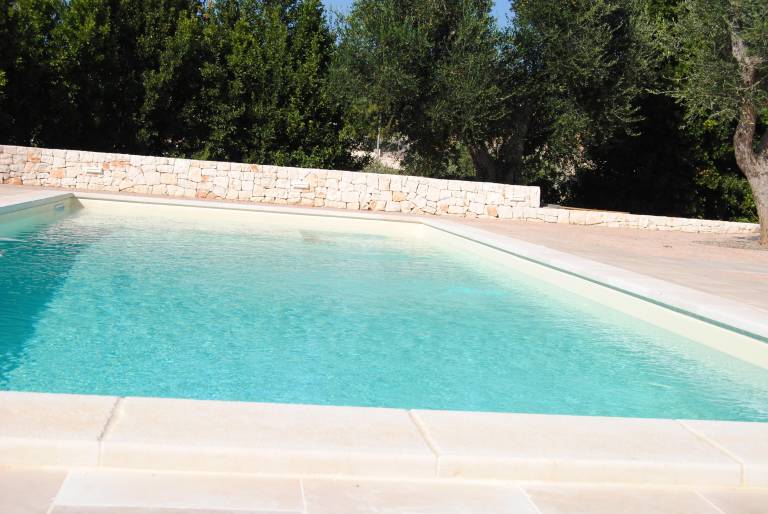 Fully equipped vacation home with yard, private pool & BBQ | Pets allowed — photo 5