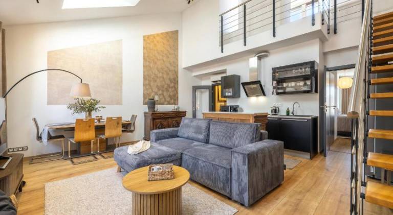 Peaceful Terrace Loft with AC Near Vysehrad by EasyBNB Premium in Prague