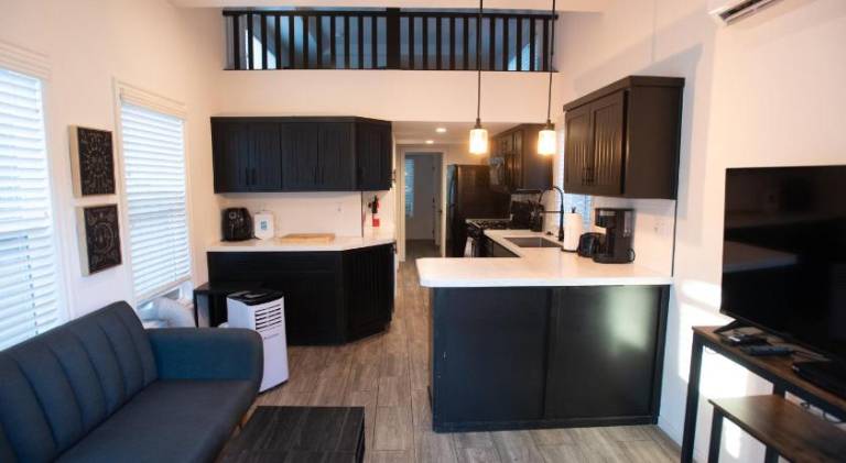 Wonderful lodge with BBQ & yard | Pets allowed in Groveland, CA