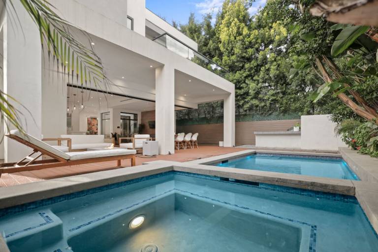 Villa  West Hollywood West
