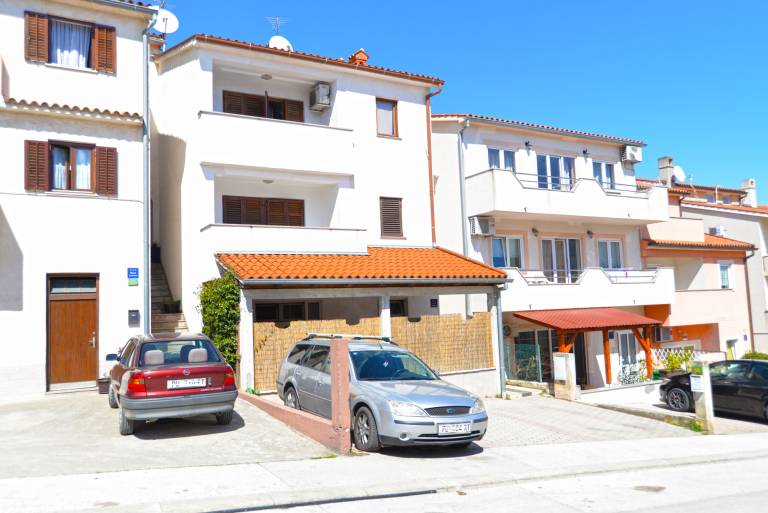Child-friendly beautiful holiday apartment with patio & BBQ | Dogs allowed — photo 2