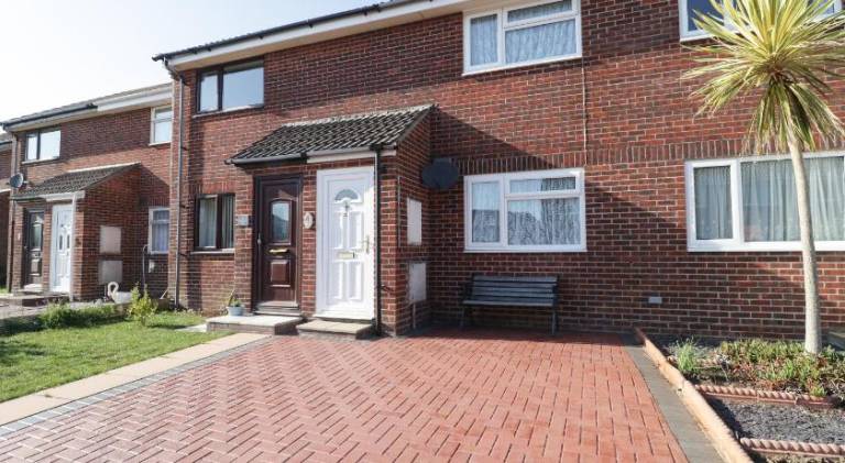 Vacation home with 2 rooms for 4 persons in Weymouth
