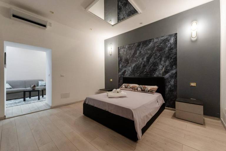 Charming rental apartment with fast internet | Next to Catania Cathedral | Pets are welcome — photo 2