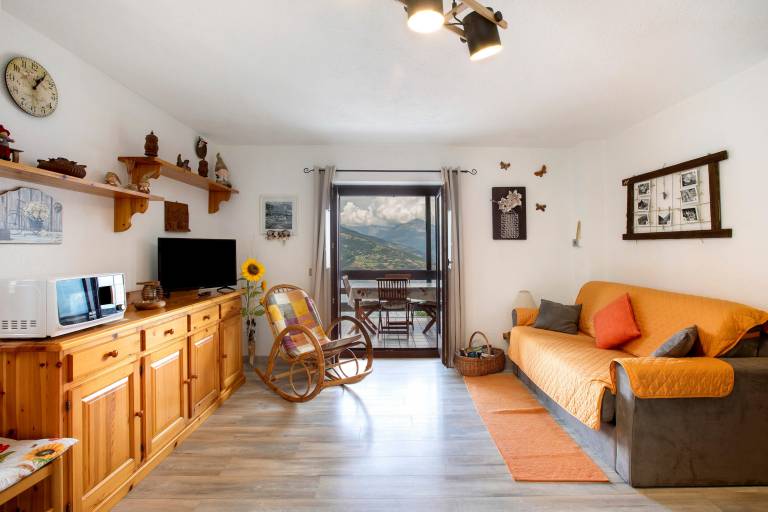 Apartment 'Sylvie' with Mountain View, Shared Terrace and Wi-Fi — photo 3