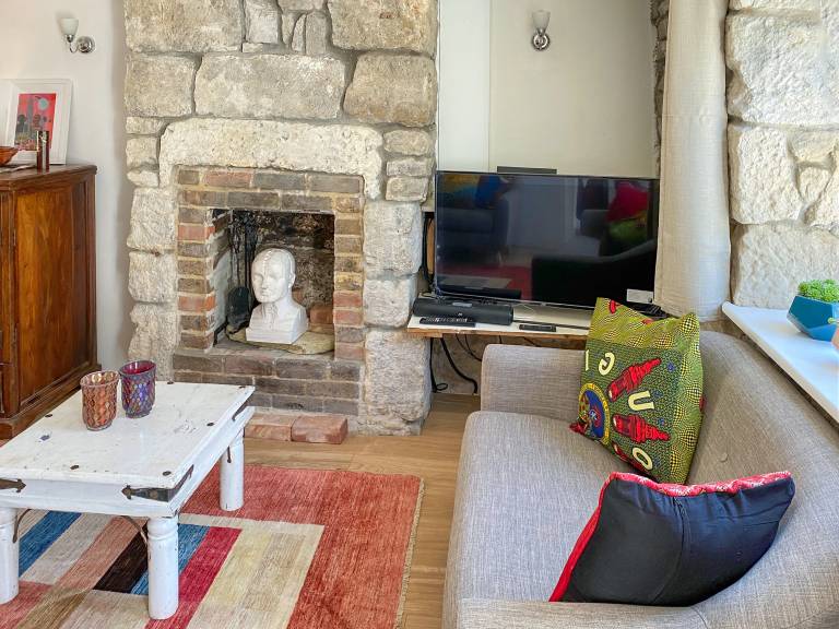Cottage with patio, yard & grill | River view — photo 3