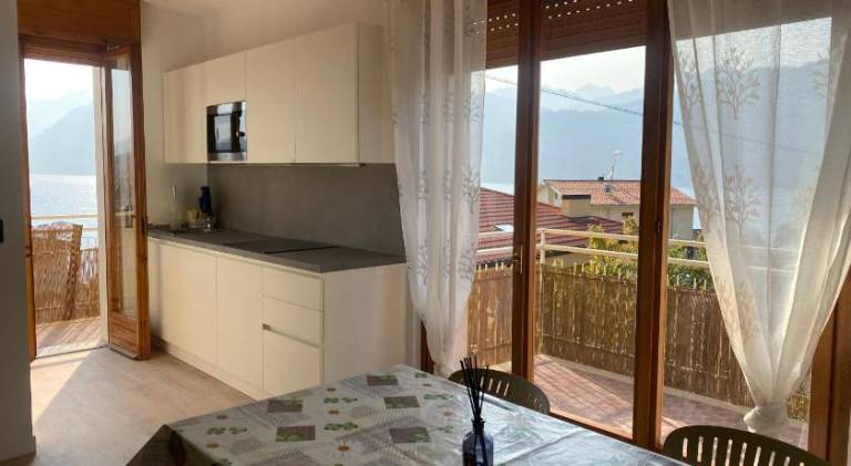 Holiday apartment with 2 rooms for 4 persons — photo 2