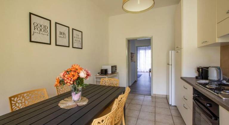 Holiday apartment with 2 rooms for 6 persons — photo 3