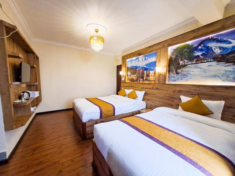 Prem Durbar Hotel & Nagarkot Zipline — photo 3