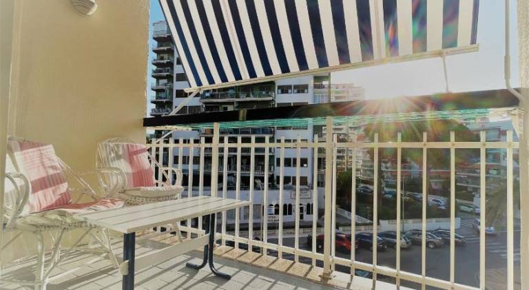 Apartment with garden, pool & patio — photo 5
