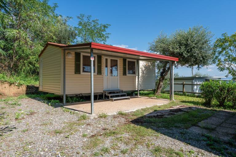 Mobile Home 'Camping Belsito Dalmacija 506' with Shared Pool, Wi-Fi and Air Conditioning in Montecatini Terme