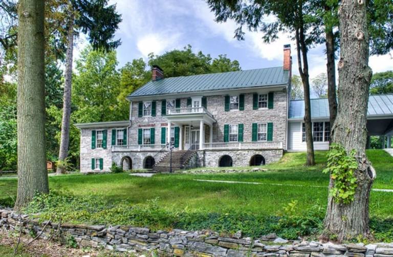 Bed and breakfast  Mechanicsburg