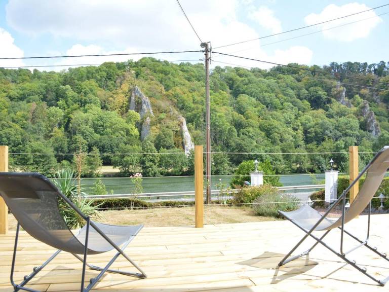 Beautiful villa with exceptional view at the river front — photo 5