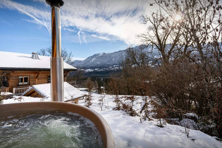 Grand Massif chalet for 11 with nordic bath and petanque - OVO Network — photo 5