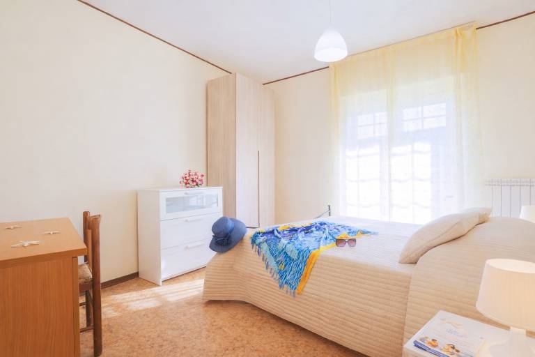 Holiday apartment with garden & patio | Beach nearby | Dogs allowed — photo 5