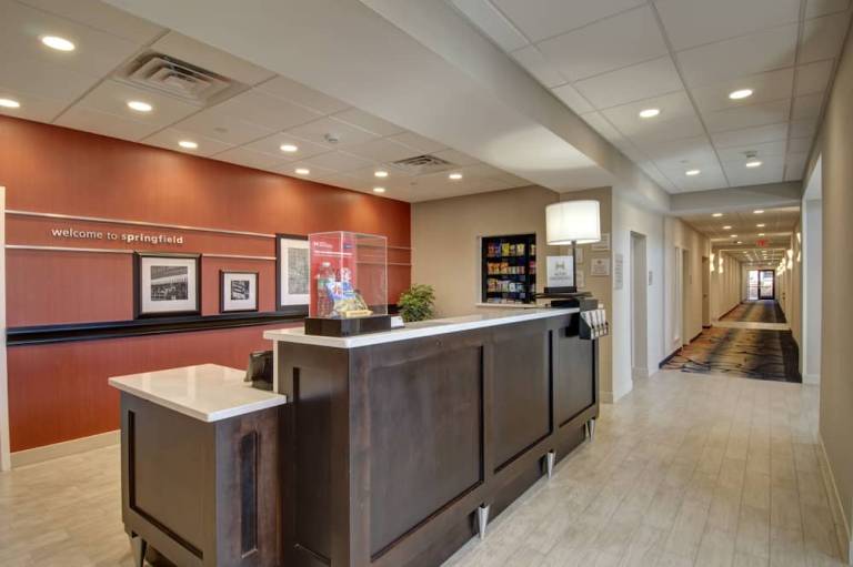 Hampton Inn & Suites Springfield Downtown