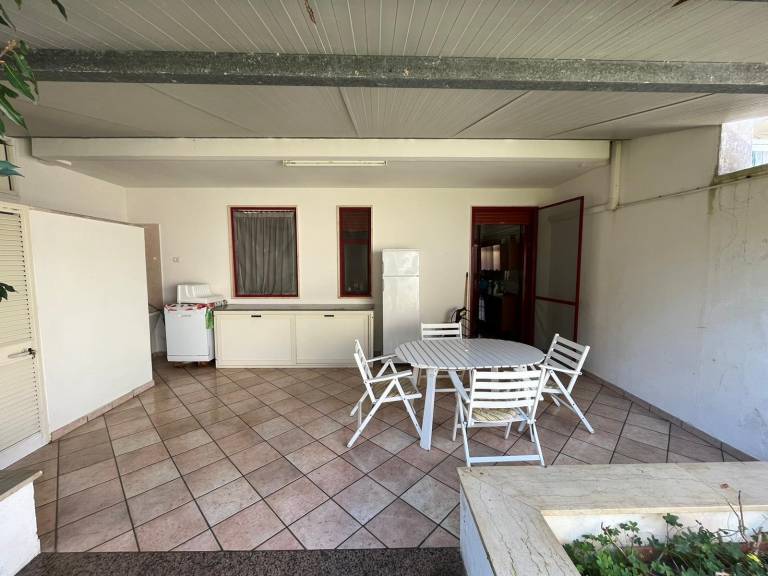 Villa with yard — photo 3