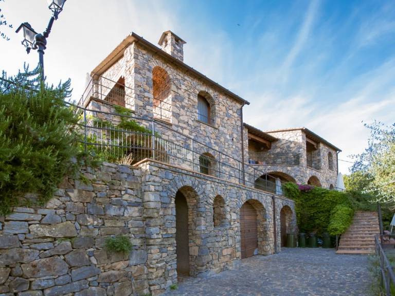 Camera privata Sarzana