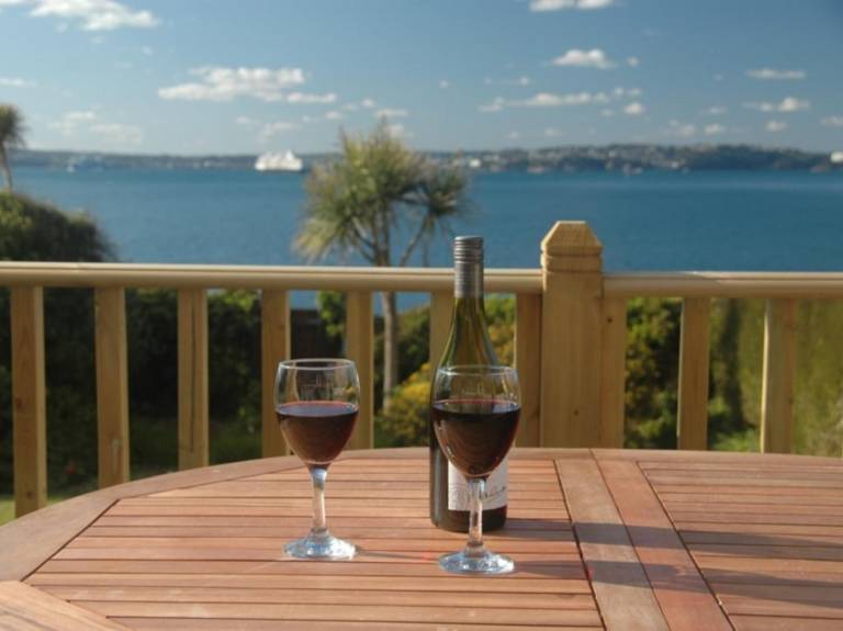 Fully equipped cottage with garden | Water view | Close to the beach | Pets are welcome in Paignton