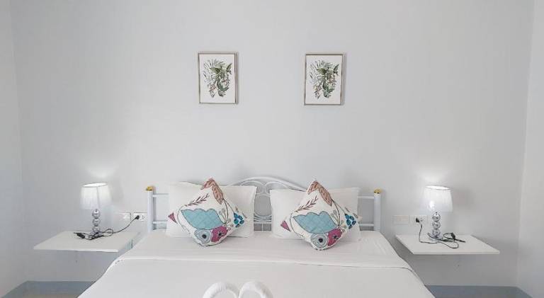 Serviced apartment for 2 persons in Patong