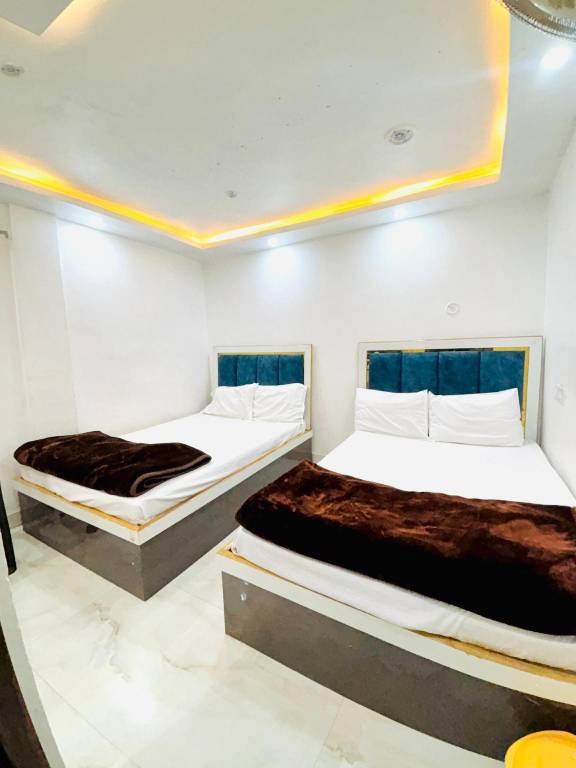 Shri homestay in Tola