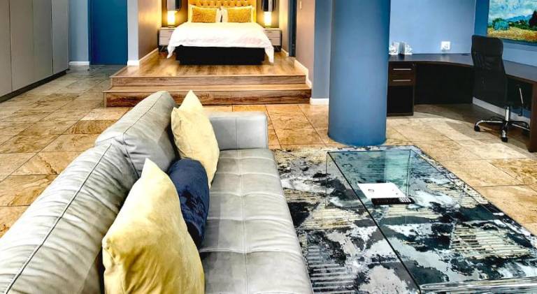 192 m&sup2; Apartment mit Hotelservice