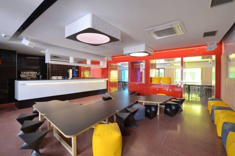 AMISTAT Island Hostel Ibiza - ALBERGUE JUVENIL — photo 5