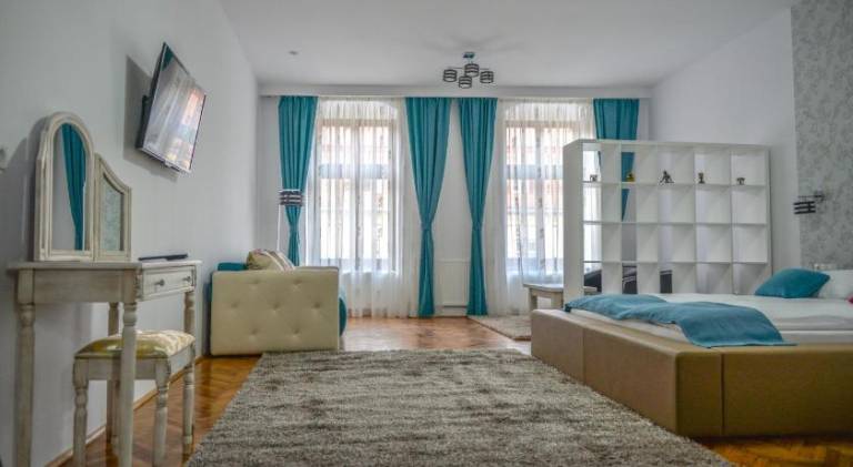 Rental apartment with patio in Sibiu