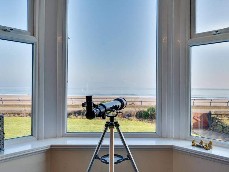 Fully equipped pleasant cottage with yard | Water view | Close to the beach | Pets allowed — photo 2