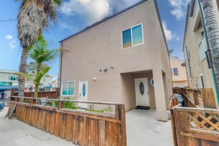 House Mission Beach