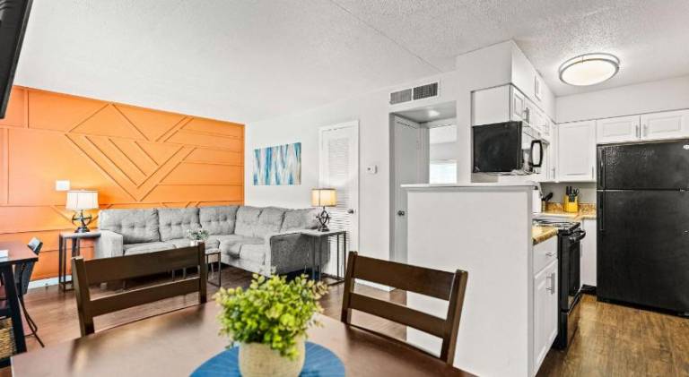 Rental apartment with 2 rooms for 4 persons — photo 3