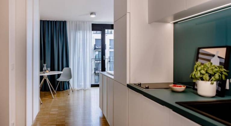 Serviced apartment with patio & garden — photo 5