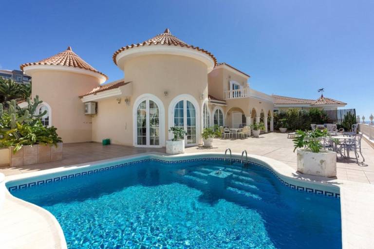 Villa  Los Cristianos