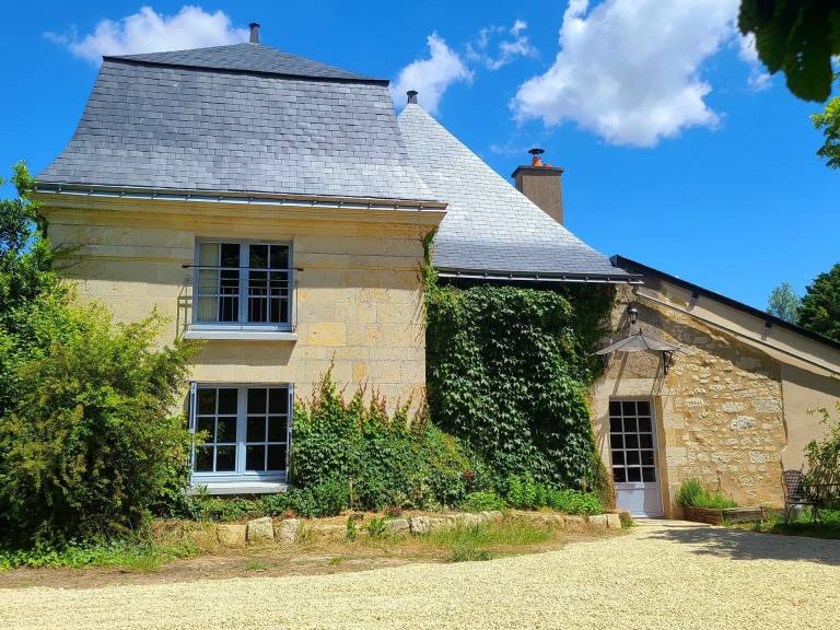 House  Faye-d'Anjou
