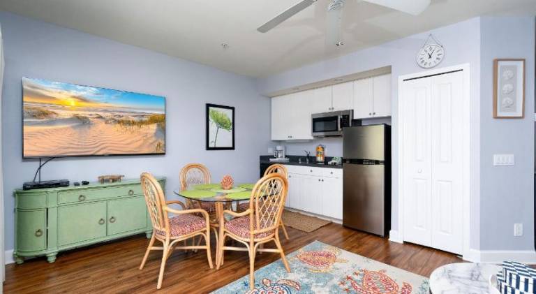 Beautiful serviced apartment with barbecue, terrace & pool | Next to the beach | Pets are welcome — photo 2