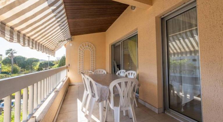Rental apartment with pool — photo 4