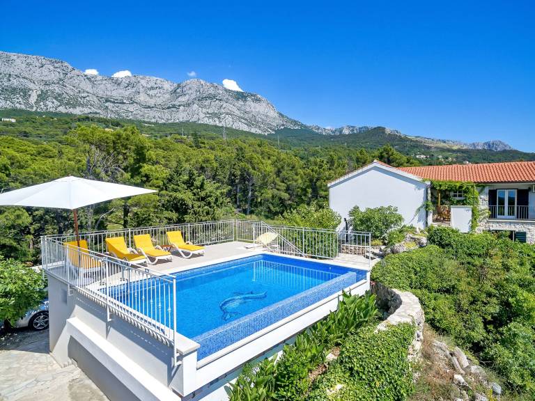 House with private pool, barbeque & terrace — photo 5