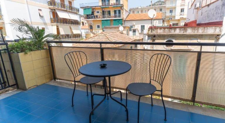 Holiday apartment with 3 rooms for 10 persons — photo 4